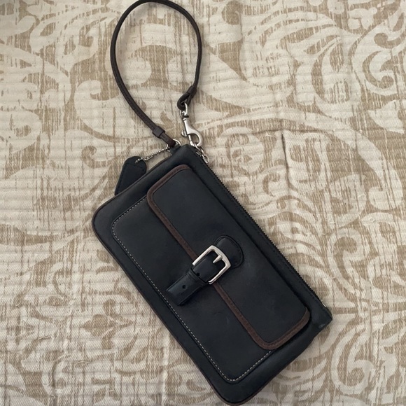 Coach Handbags - COACH Black & Brown Leather Wrislet